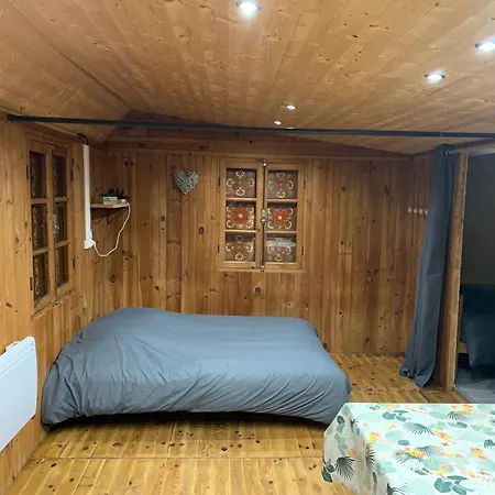 Dans Les Bois ロッジ *