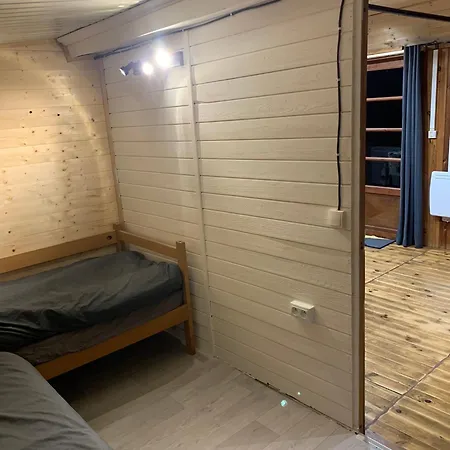 ロッジ Dans Les Bois Nanteau-sur-Essonnes